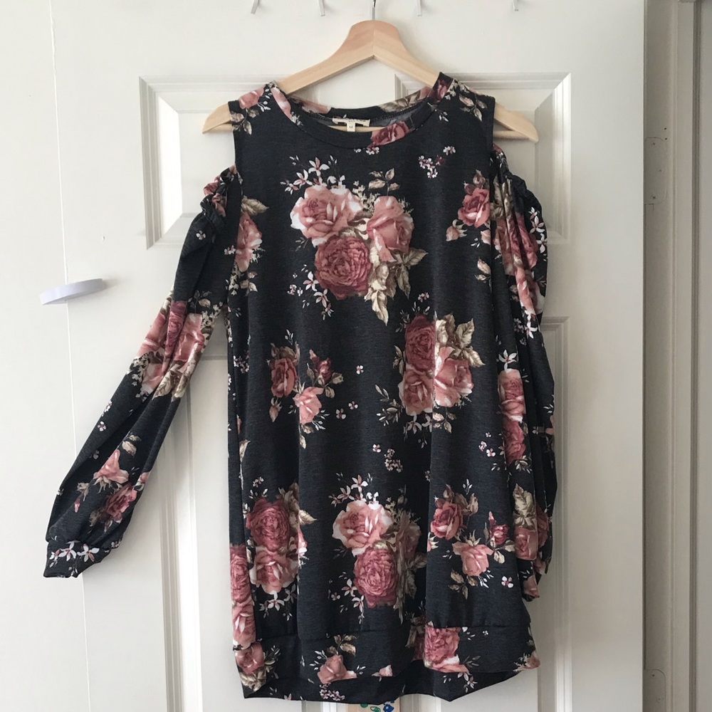Sweet Pea Ruffled Cold Shoulder Tunic Sweatshirt